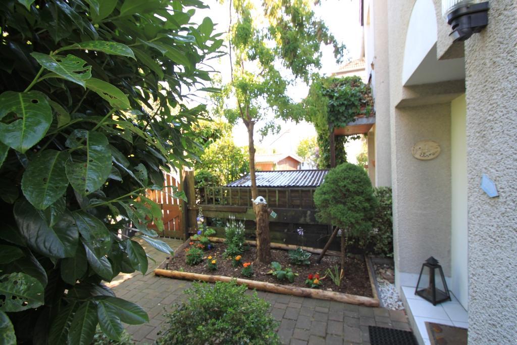 B&B am See Köln - Privatzimmer Zimmer foto