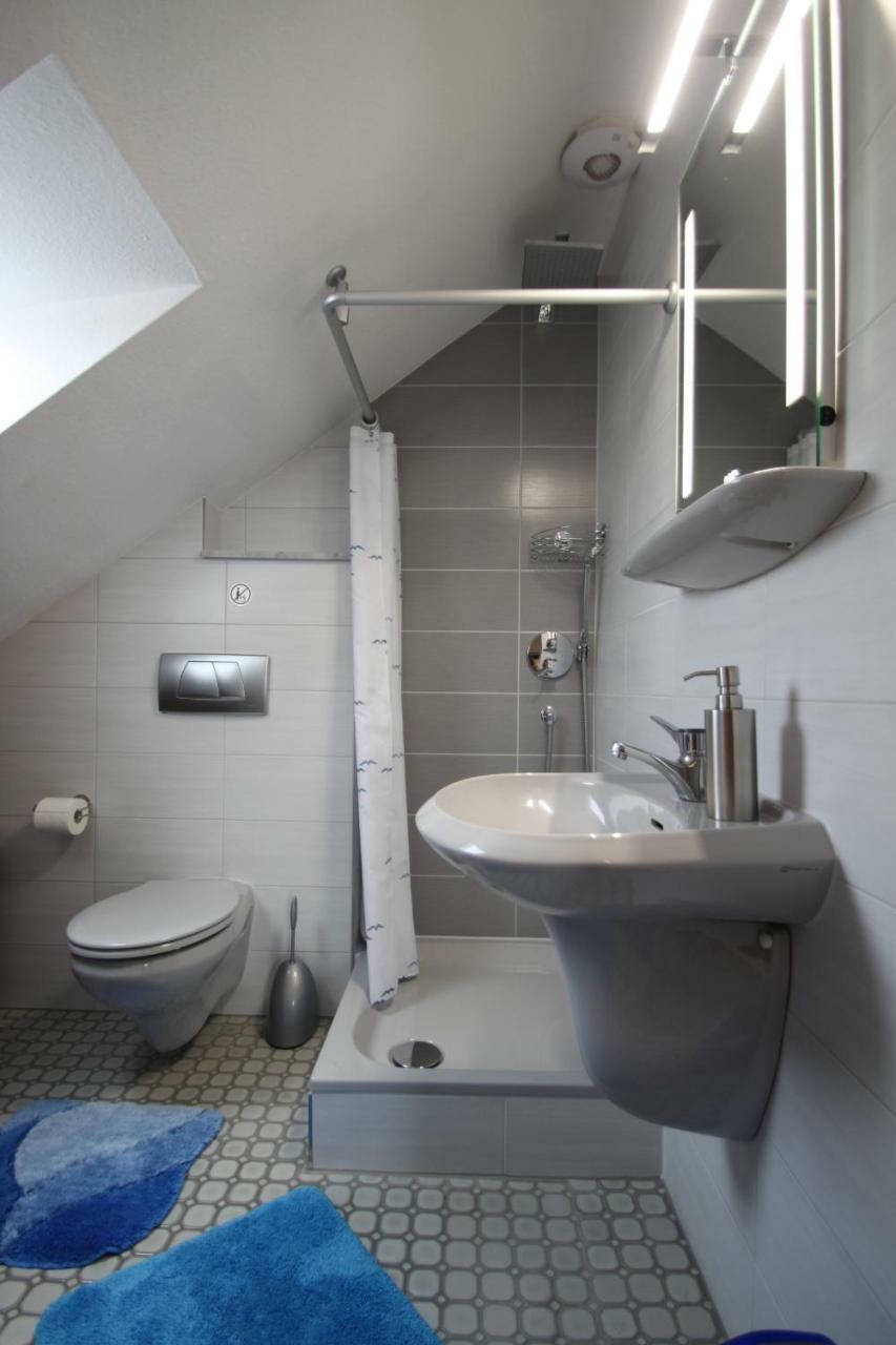 B&B am See Köln - Privatzimmer Exterior foto